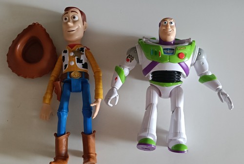 Woody buzz lightyear - e,
